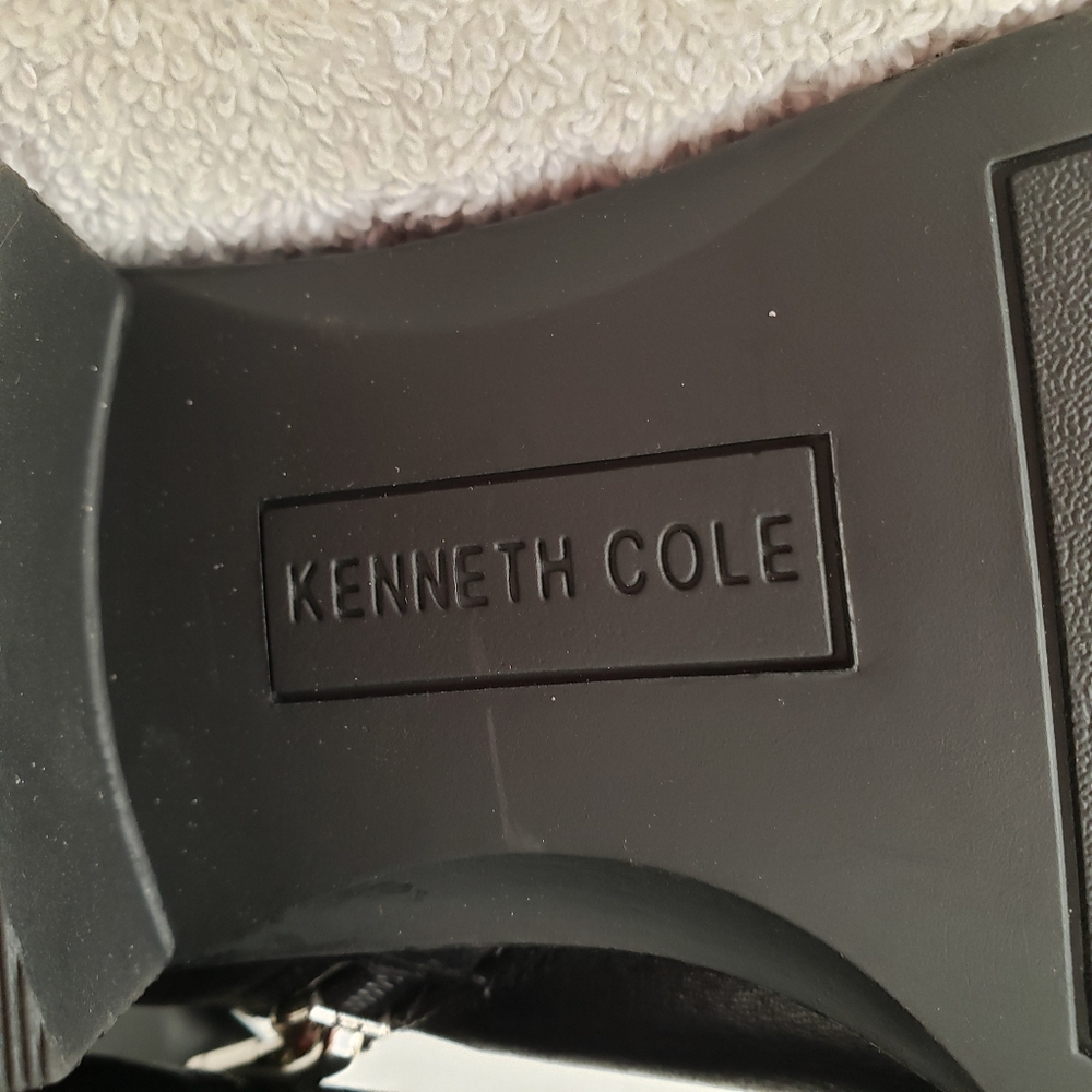 Kenneth Cole Levon Black Knee-High Women's Boots Size 9 Riding - Picture 11 of 11